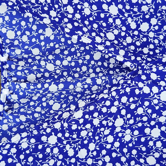 Ladies top Small - Picture 6 of 7